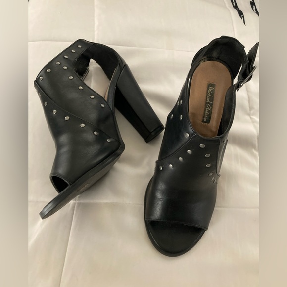 Michael Antonio size 9 heels great condition. Worn only a couple times. - Picture 6 of 6